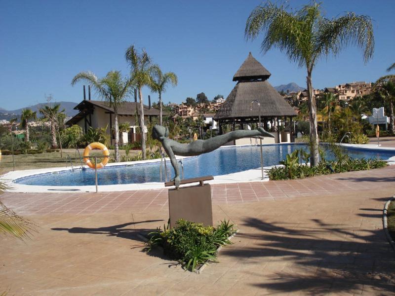 El Campanario Del Paraiso Hotel Estepona Exterior photo